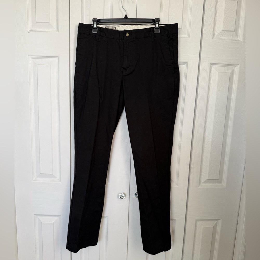 Volcom Men's Sleek Black Slacks